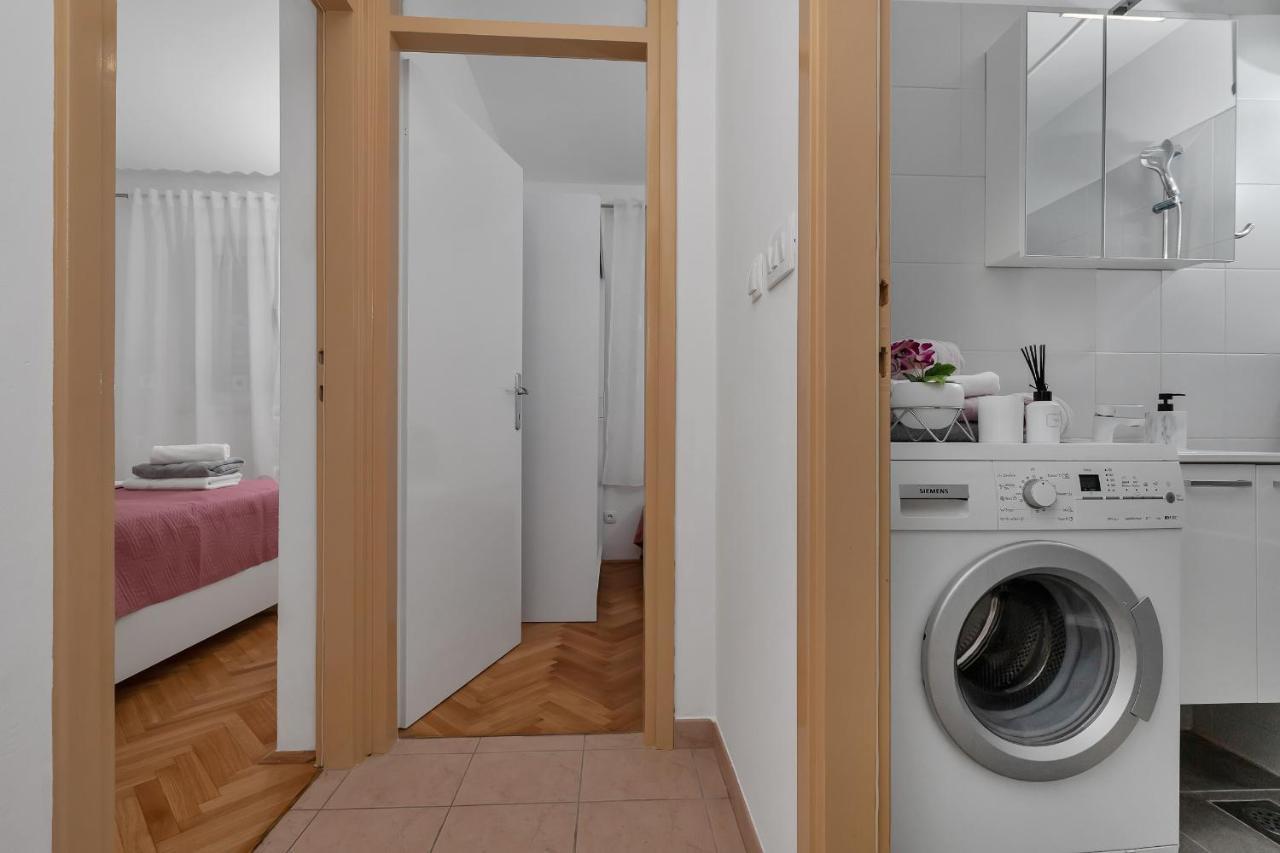 Bruno & Toni Deluxe Apartman Makarska Bagian luar foto