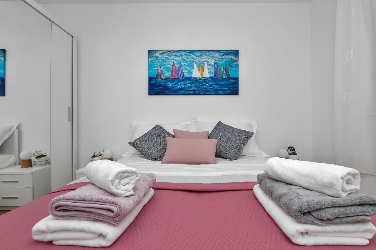 Bruno & Toni Deluxe Apartman Makarska Bagian luar foto